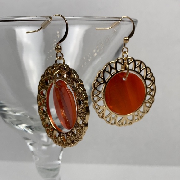NWOT Gold Toned Burnt Orange Dangle Earrings - Picture 4 of 5